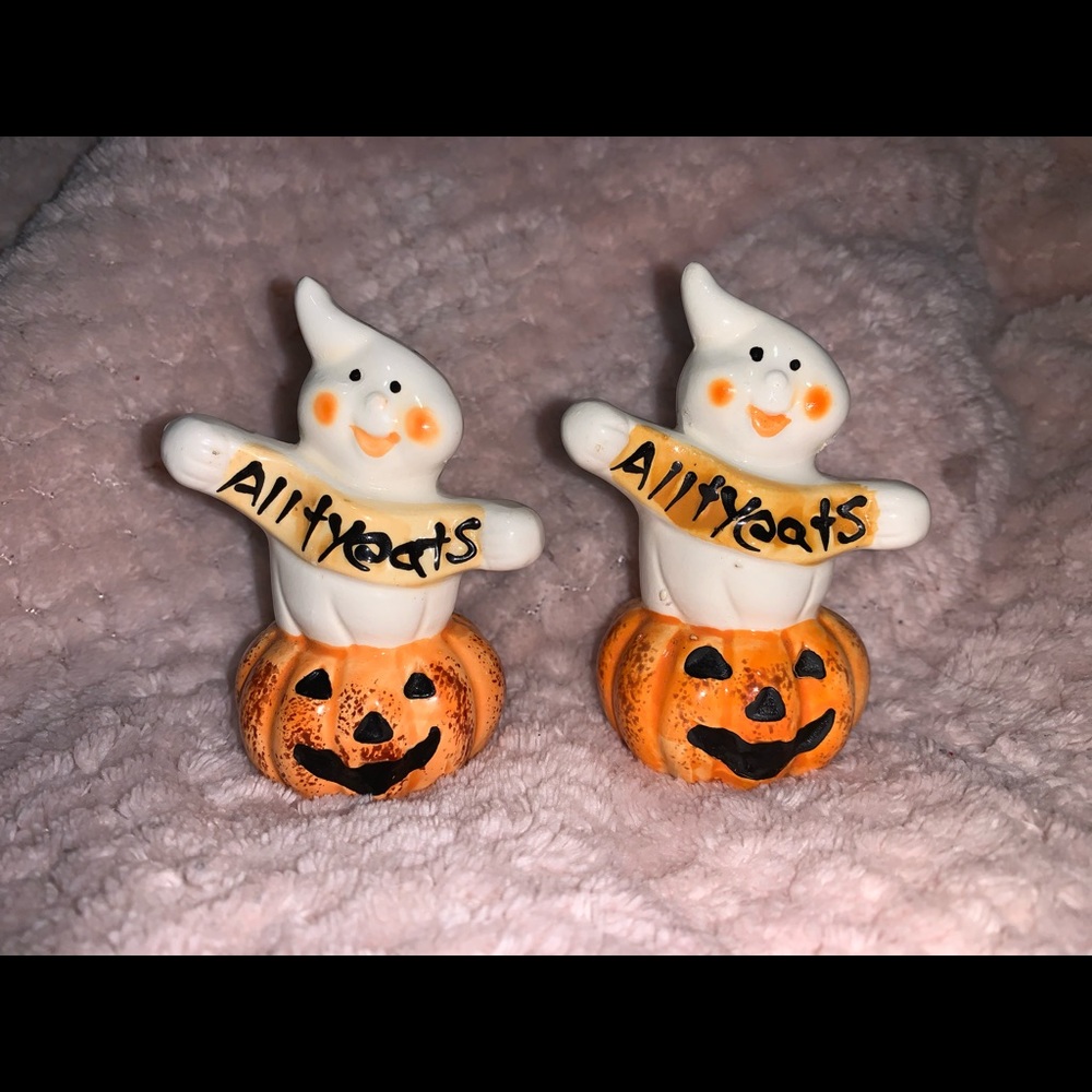 Halloween Salt and Pepper Shakers